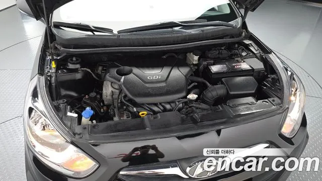 Hyundai Accent 2013 thumb 11