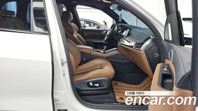 BMW X5 M 2021 thumb 3