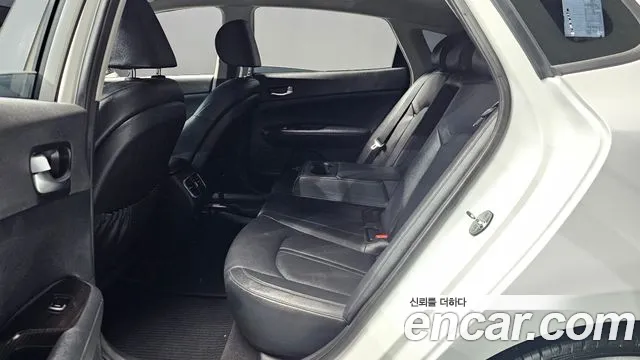 Kia K5 2015 thumb 10