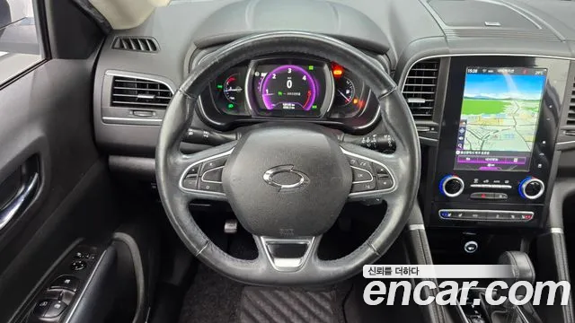 Renault QM6 2016 thumb 12