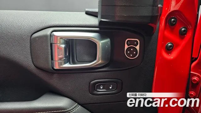 Jeep Wrangler 2021 thumb 3