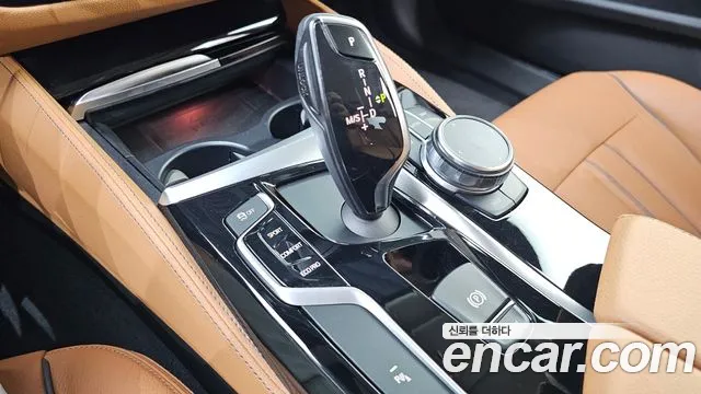 BMW 5 серии 2018 thumb 7