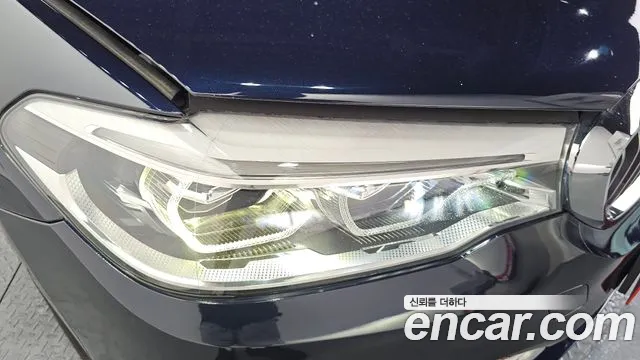 BMW 5 серии 2018 thumb 6