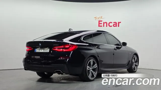 BMW 6 серии Gran Turismo 2022 thumb 9