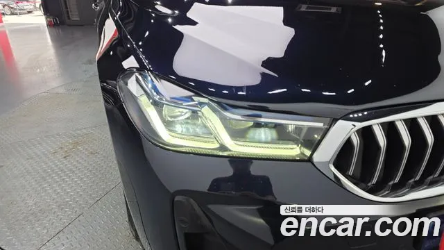 BMW 6 серии Gran Turismo 2022 thumb 3