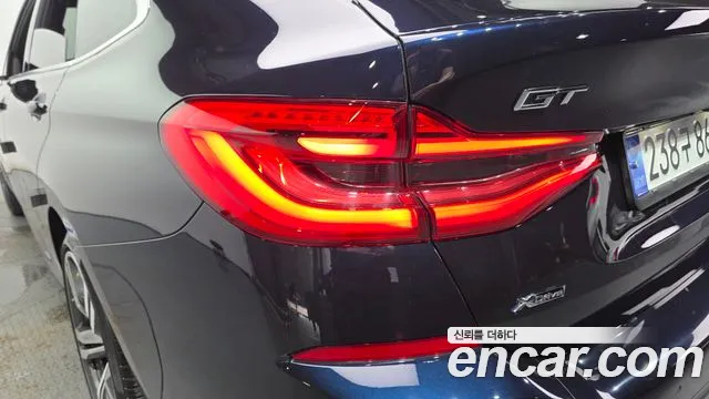 BMW 6 серии Gran Turismo 2022 thumb 12