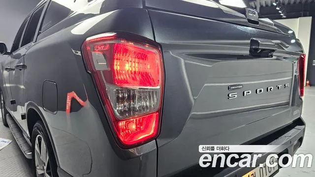 KGM Rexton 2019 thumb 10
