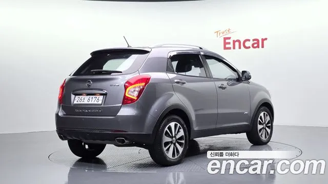 KGM Korando 2014 thumb 6