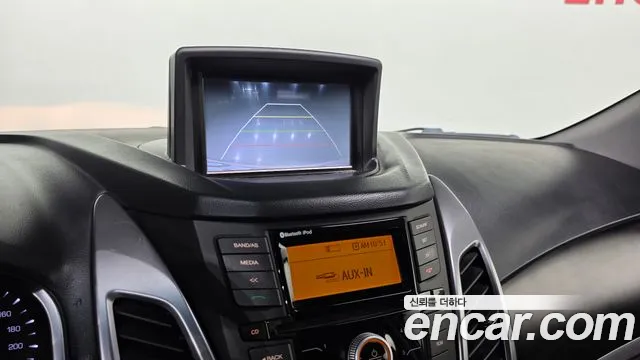 KGM Korando 2014 thumb 8