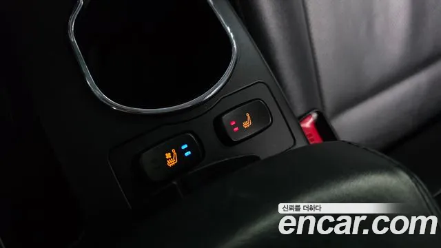 KGM Korando 2014 thumb 9