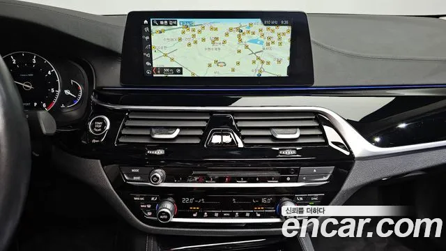 BMW 5 серии 2018 thumb 6