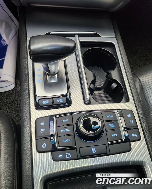 Genesis G80 2018 thumb 7