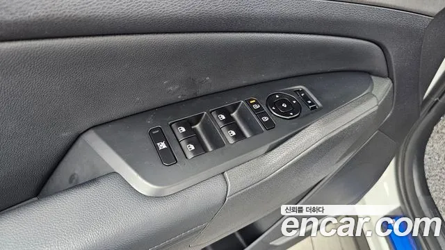 Kia Sportage 2025 thumb 10