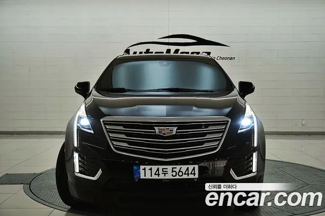 Cadillac XT5 2019 thumb 10