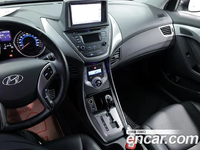 Hyundai Avante 2013 thumb 9
