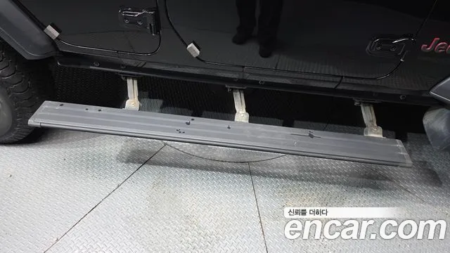 Jeep Wrangler 2020 thumb 10