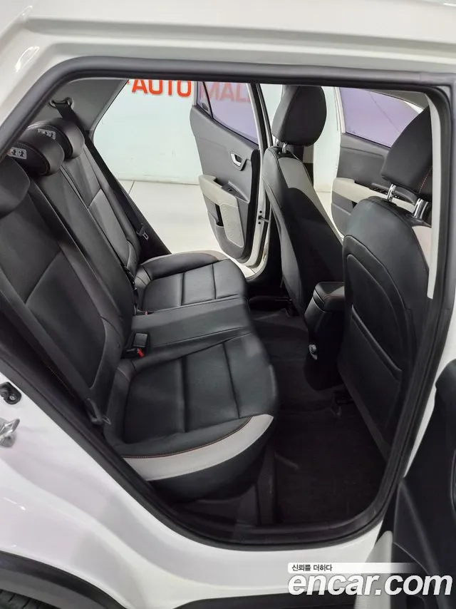 Kia Stonic 2018 thumb 12