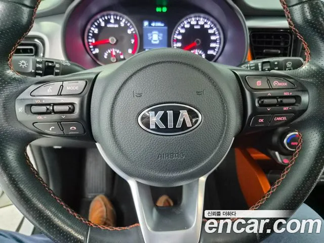 Kia Stonic 2018 thumb 9