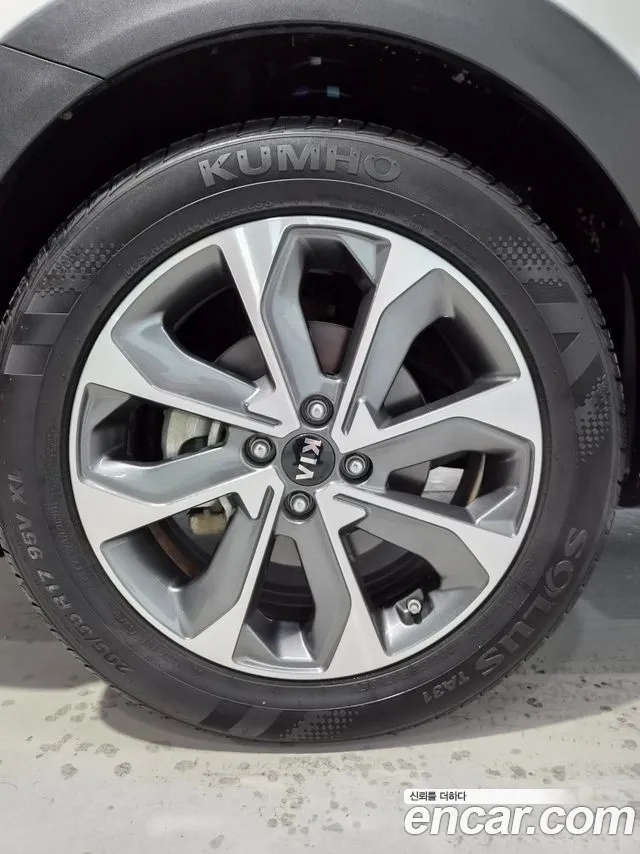 Kia Stonic 2018 thumb 3