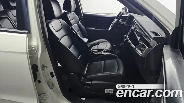 KGM Korando 2023 thumb 12