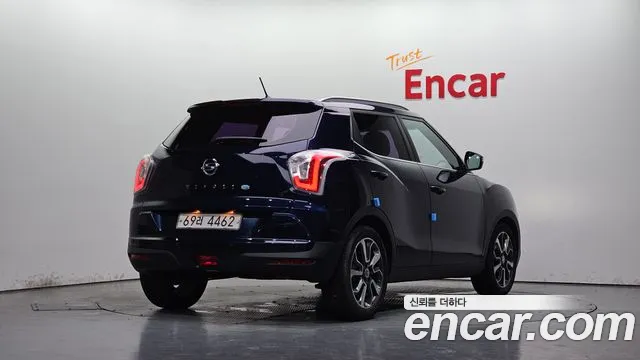 KGM Tivoli 2016 thumb 8