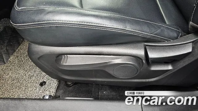 KGM Tivoli 2016 thumb 5