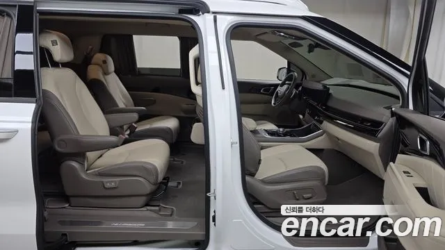 Kia Carnival 2024 thumb 7