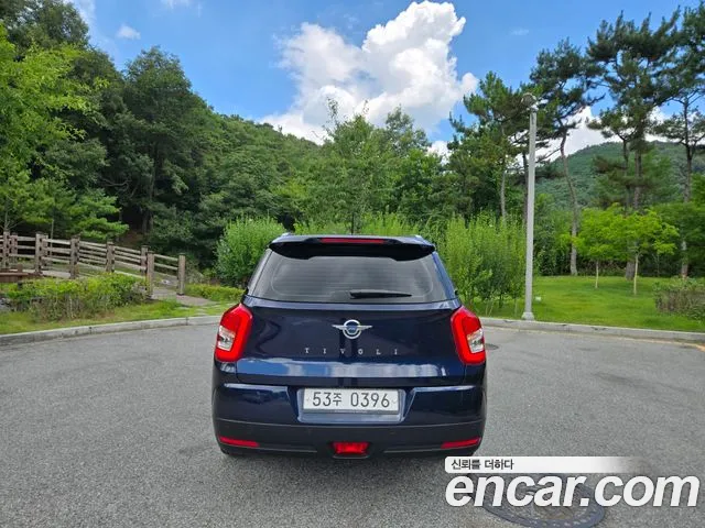 KGM Tivoli Air 2016 thumb 7
