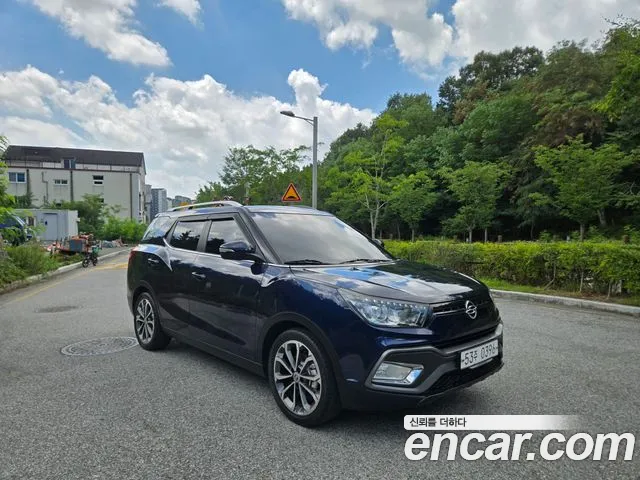 KGM Tivoli Air 2016 thumb 8