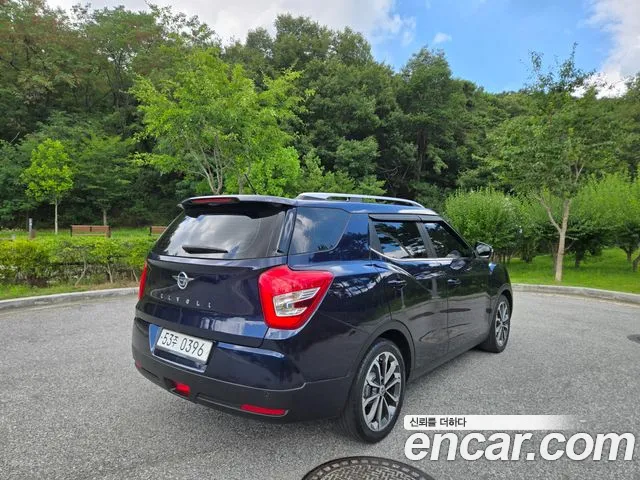 KGM Tivoli Air 2016 thumb 10
