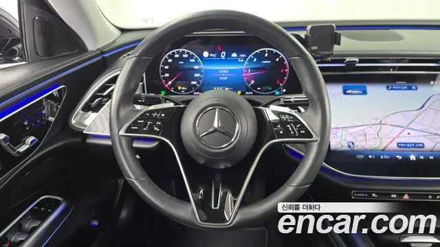 Mercedes-Benz E-Class 2024 thumb 10