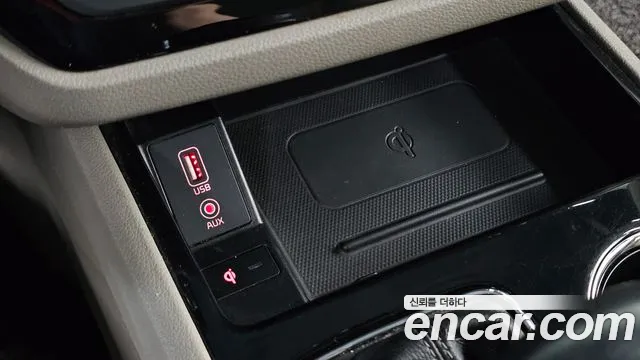 Kia Carnival 2018 thumb 4