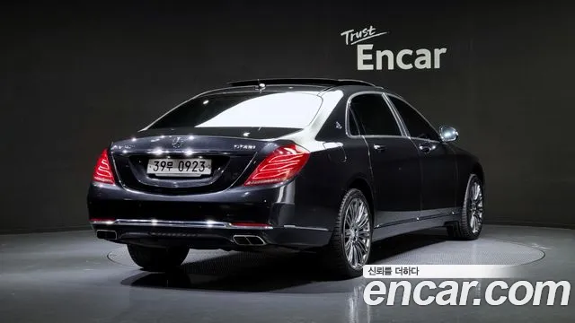 Mercedes-Benz S-Class 2015 thumb 2