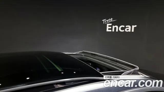 Mercedes-Benz S-Class 2015 thumb 4