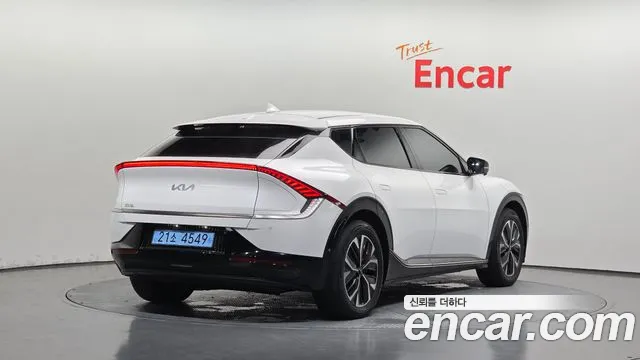 Kia EV6 2022 thumb 5