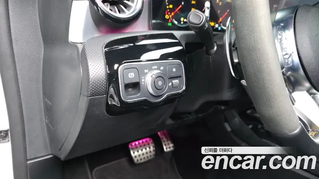 Mercedes-Benz A-Класс 2023 thumb 12
