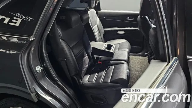 Kia Sorento 2017 thumb 12