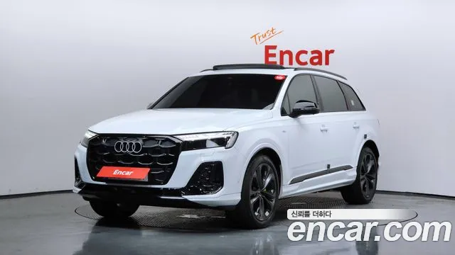 Audi Q7 2025 thumb 7