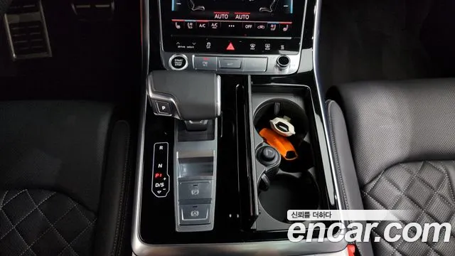 Audi Q7 2025 thumb 3