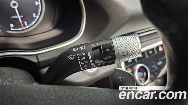 Genesis GV80 2020 thumb 2