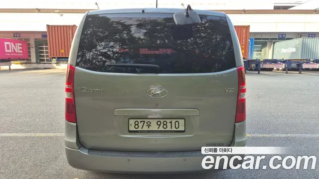 Hyundai Staria 2015 thumb 11