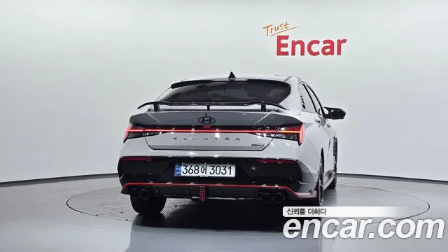 Hyundai Elantra 2025 thumb 6