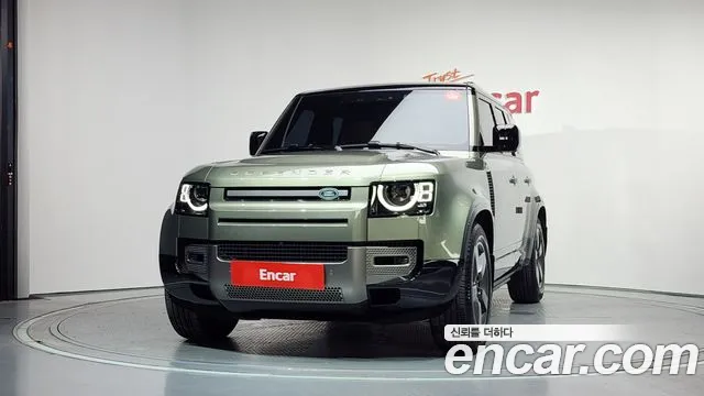 Land Rover Defender 2025 thumb 9