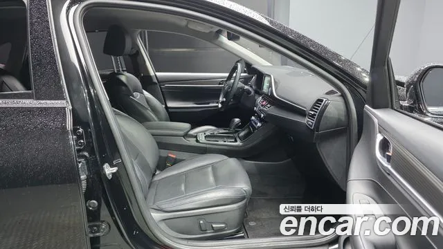 Hyundai Grandeur 2017 thumb 2