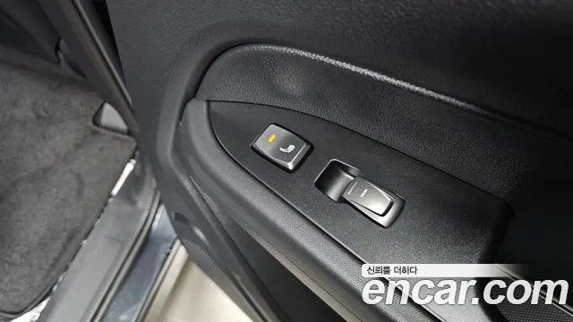 KGM Rexton 2022 thumb 8