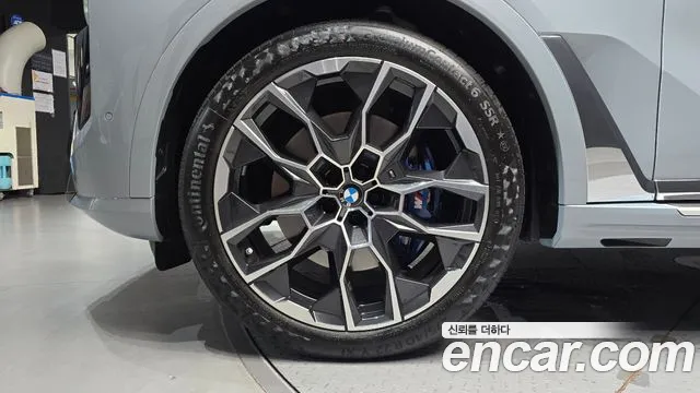 BMW X7 2025 thumb 4