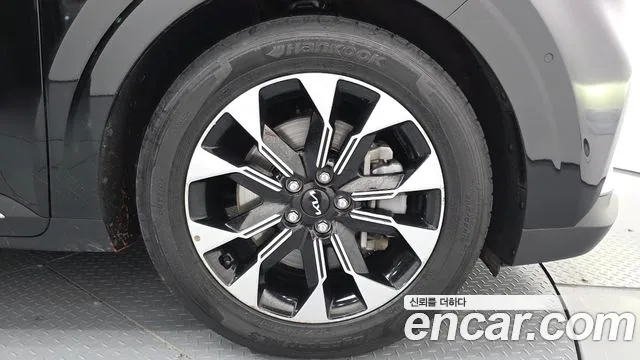 Kia Carnival 2022 thumb 6