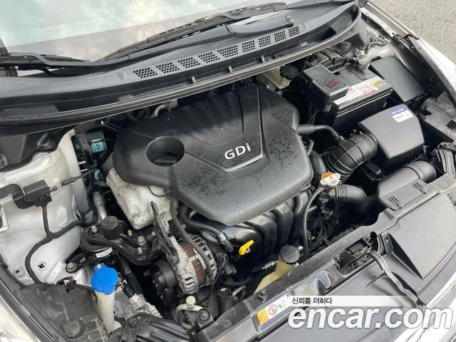 Hyundai Avante 2011 thumb 4