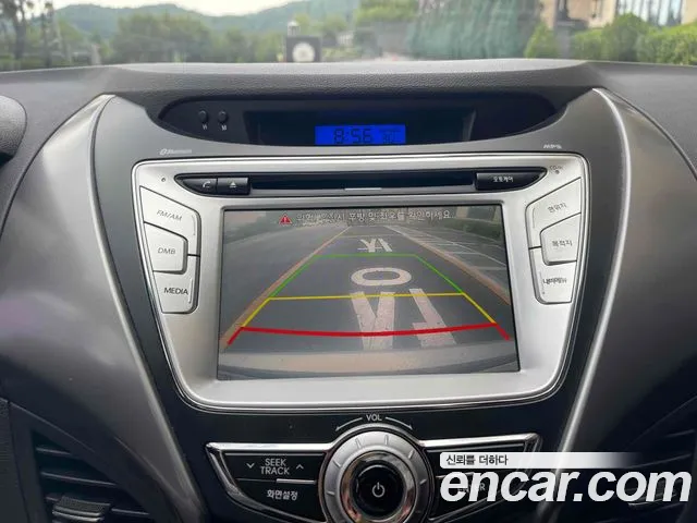 Hyundai Avante 2011 thumb 8