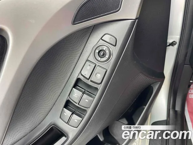 Hyundai Avante 2011 thumb 5